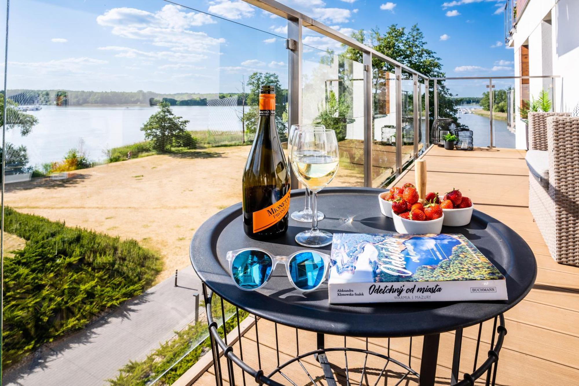 Perfect View - Najlepszy Widok W Ilawie Plus Garaz Podziemny, Winda, Netflix อิวาวา ภายนอก รูปภาพ
